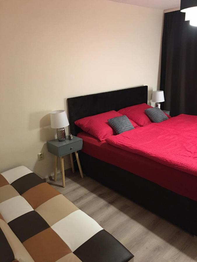 Apartman Monya Turčianske Teplice Exteriör bild