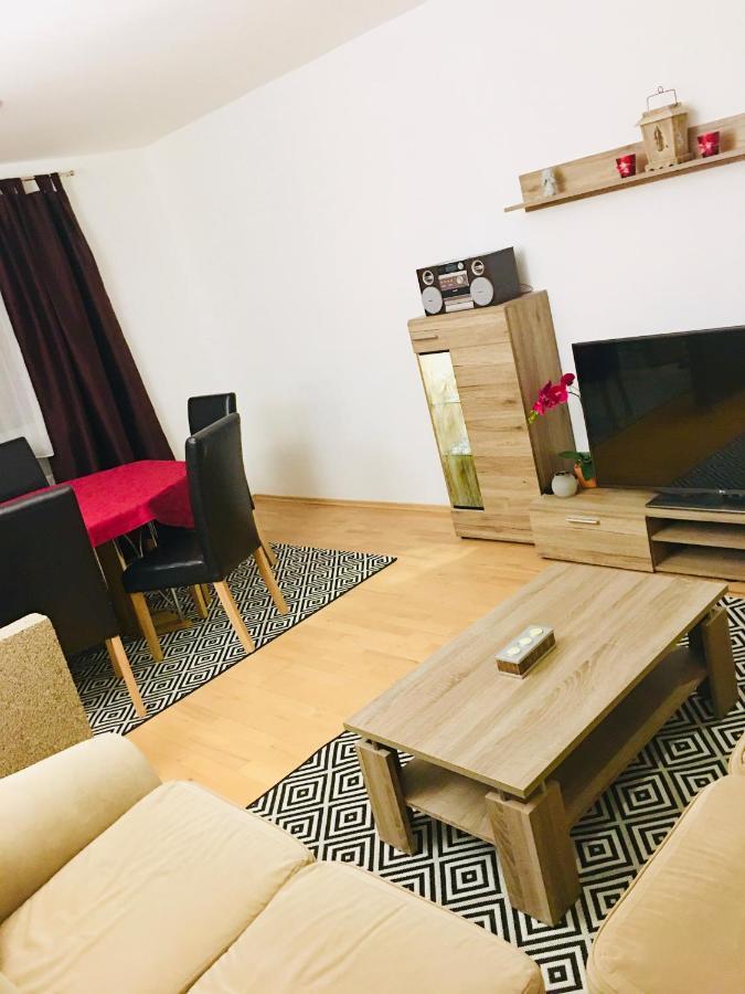 Apartman Monya Turčianske Teplice Exteriör bild